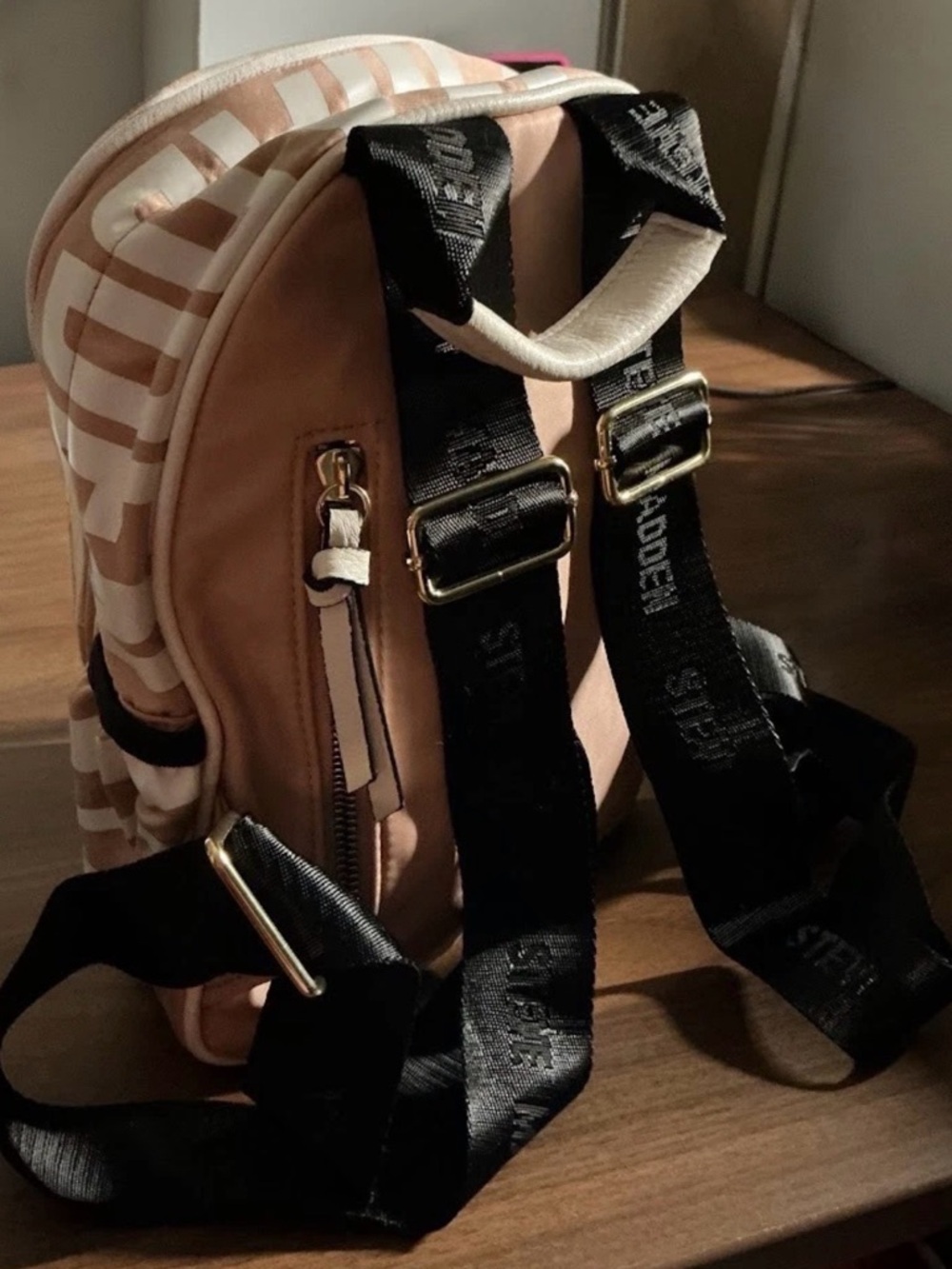 Steve Madden Peach Stripe Mini Backpack nwot - Picture 4 of 6